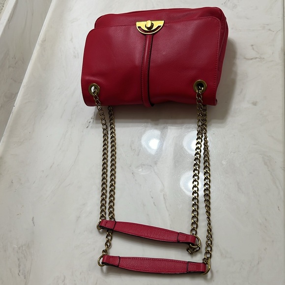 Antonio Melani Leather Red Shoulder Bag with Fab Gold Chain Strap & Detail NWOT - Picture 8 of 13